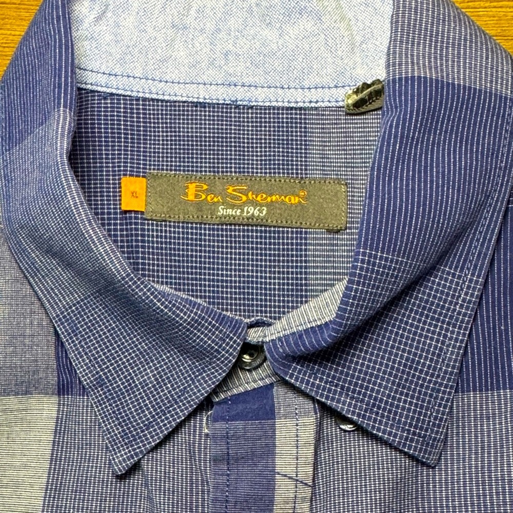 Men's Ben Sherman Navy Short Sleeve Button Down Checkered Shirt. Size XL - Picture 3 of 5